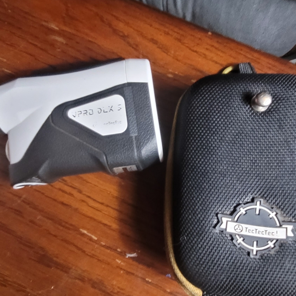 Golf range finder tectectec